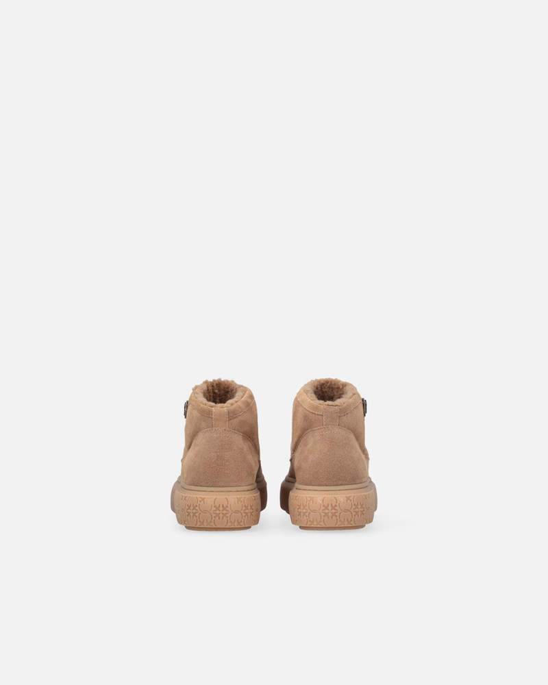 WINTER BOOTS WITH LOVE BIRDS LOGO 8