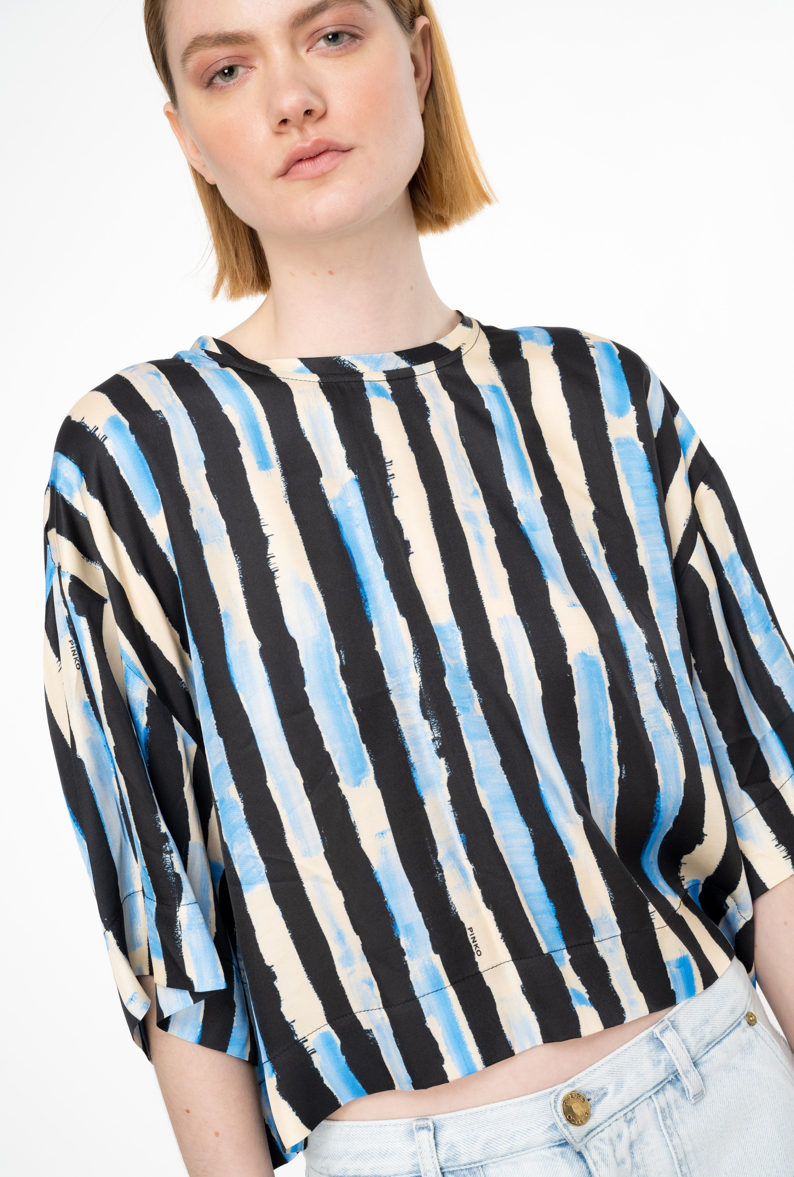 SHORT BLOUSE WITH PAINTED-STRIPE PRINT - 2