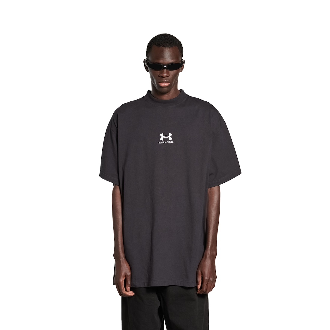 Men's Under Armour® T-shirt Oversized in Black/white - 6