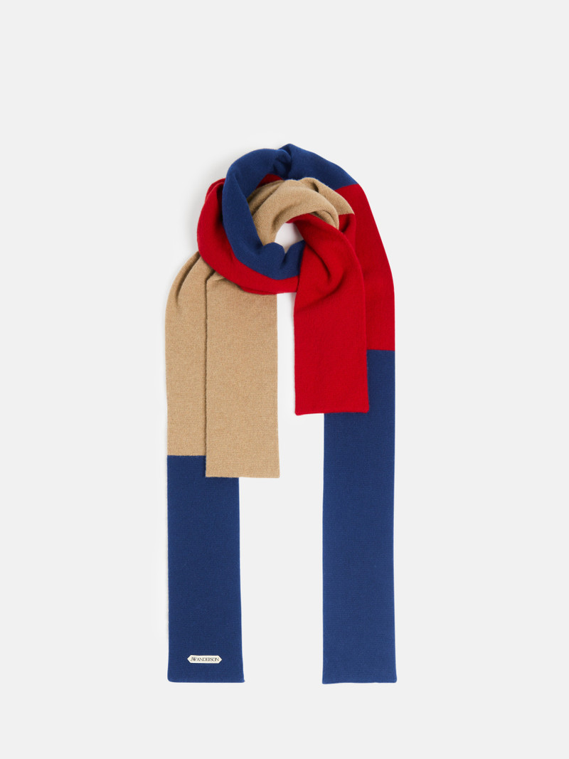 FOUR-WAY FASTENED SCARF IN BLUE 1