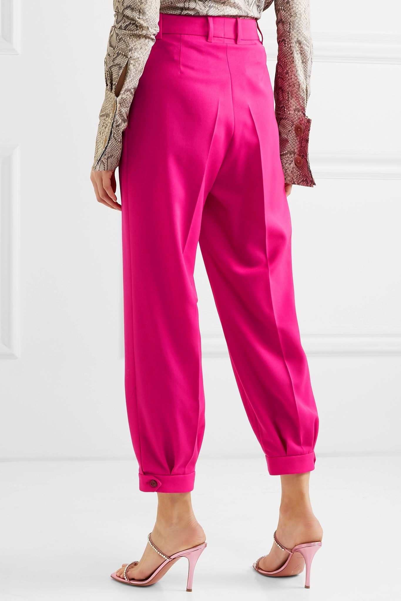 Cropped pleated wool tapered pants - 4