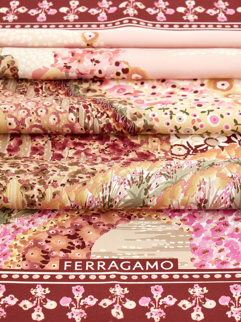 FERRAGAMO Palazzo print silk scarf outlook