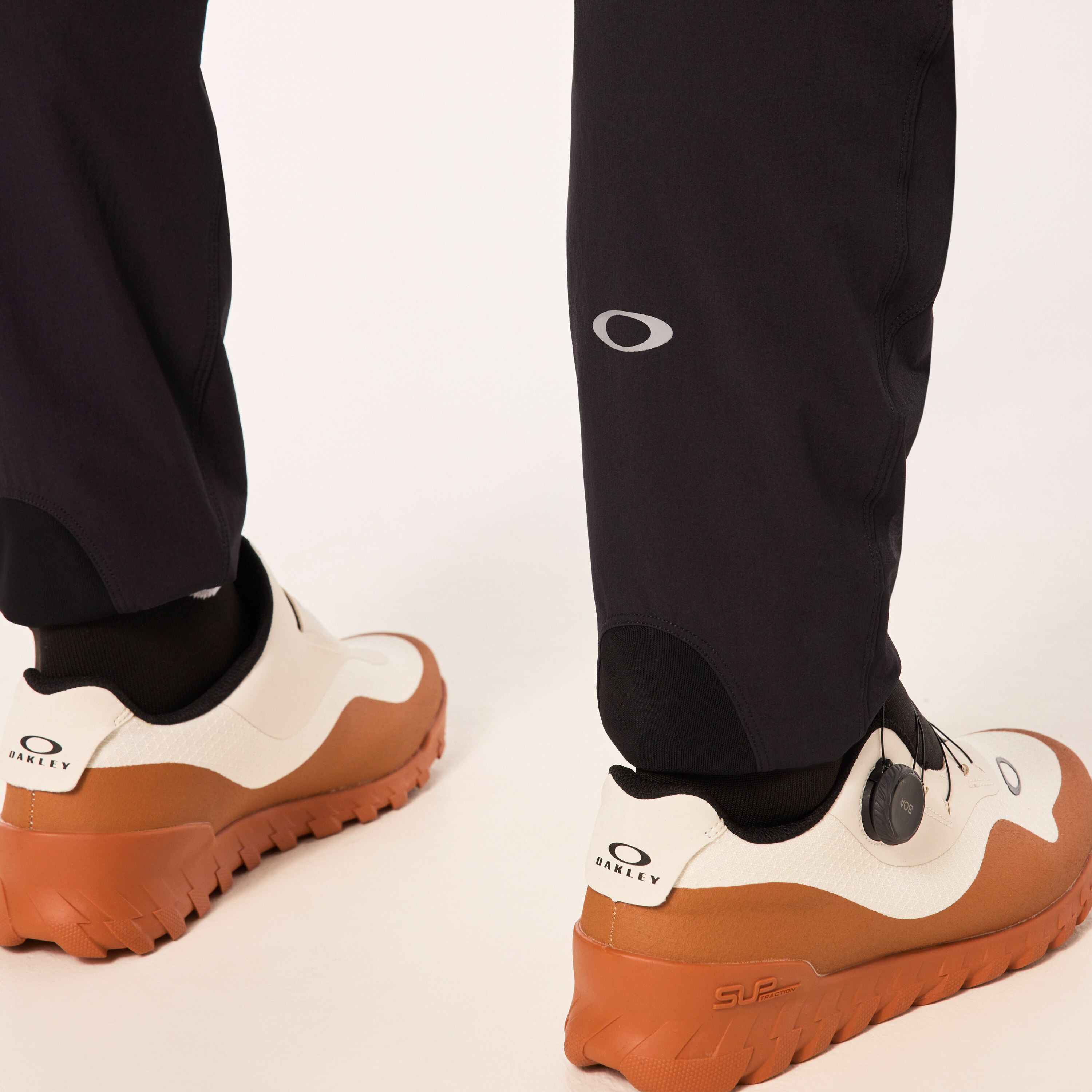 Seeker Airline Pant - 8