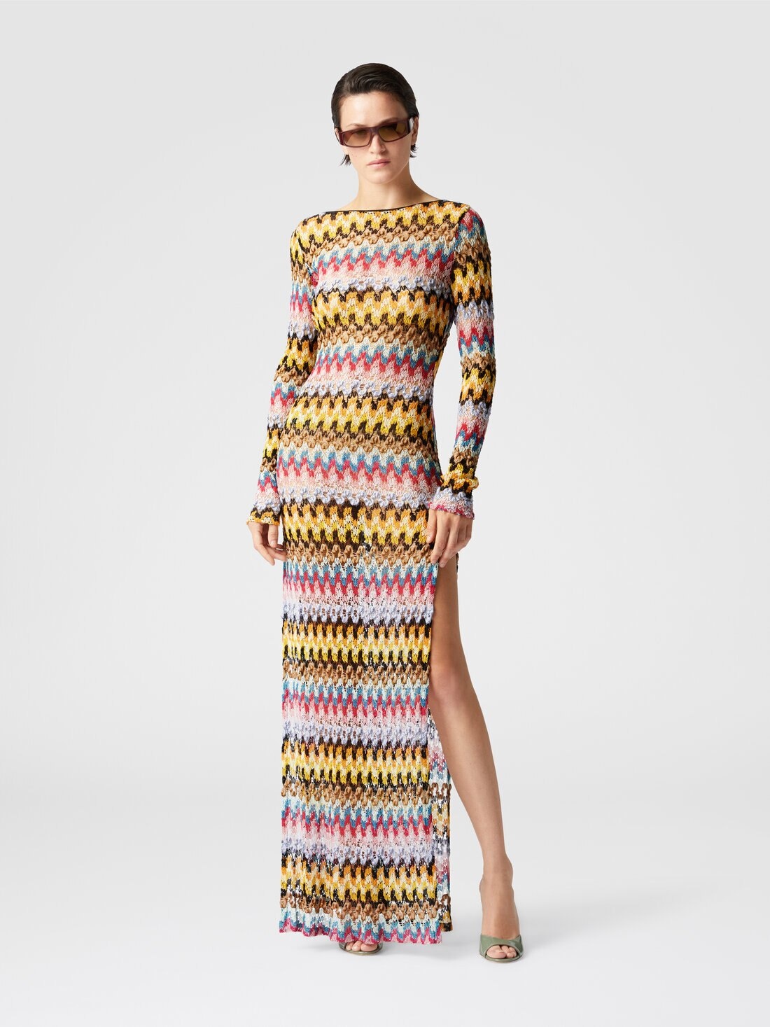 Long dress in lamé viscose lace with open back - 2