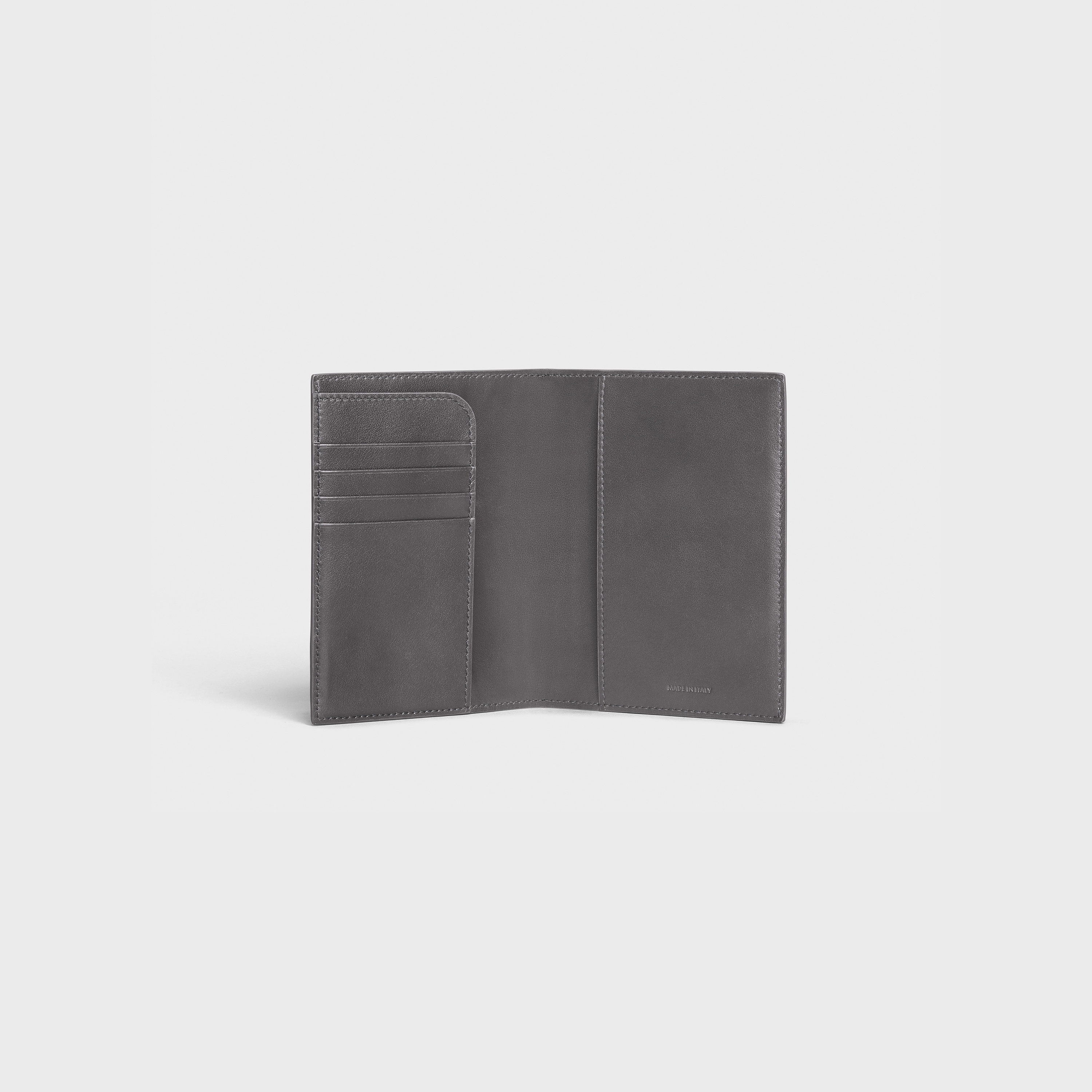 PASSPORT COVER IN GRAINED CALFSKIN - 4