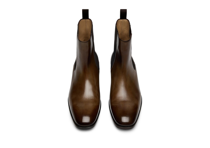 TOM FORD BURNISHED LEATHER ALEC CHELSEA BOOT outlook