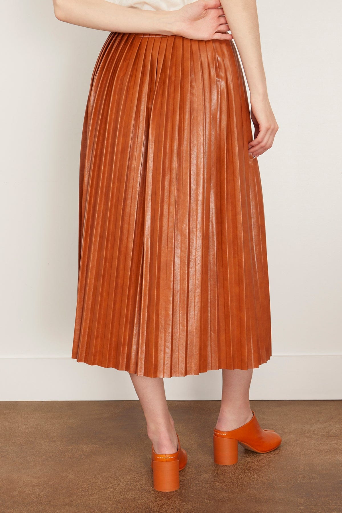 Pleated Faux Leather Skirt in Caramel - 5