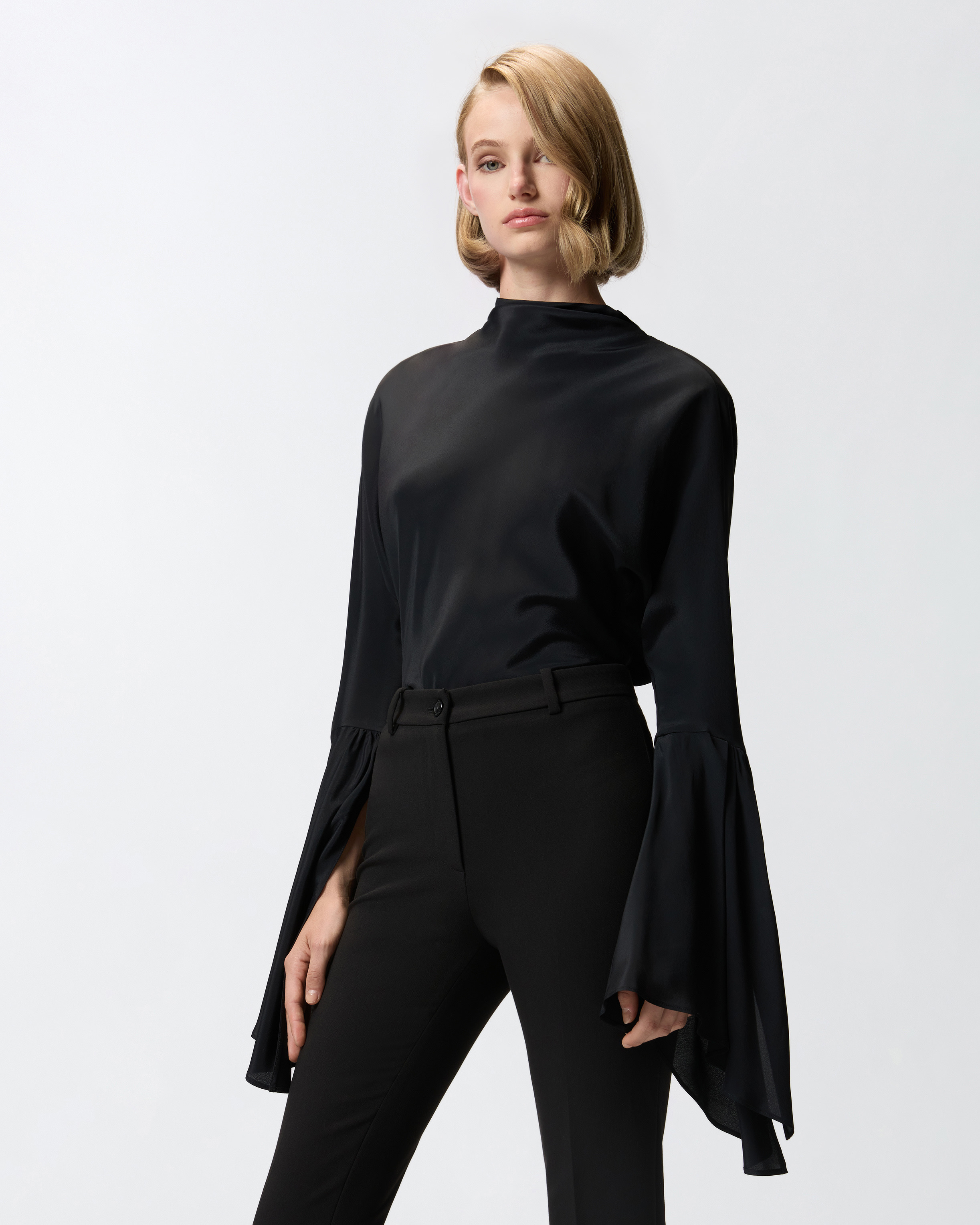 CREPE DE CHINE BLOUSE WITH REAR NECKLINE - 2