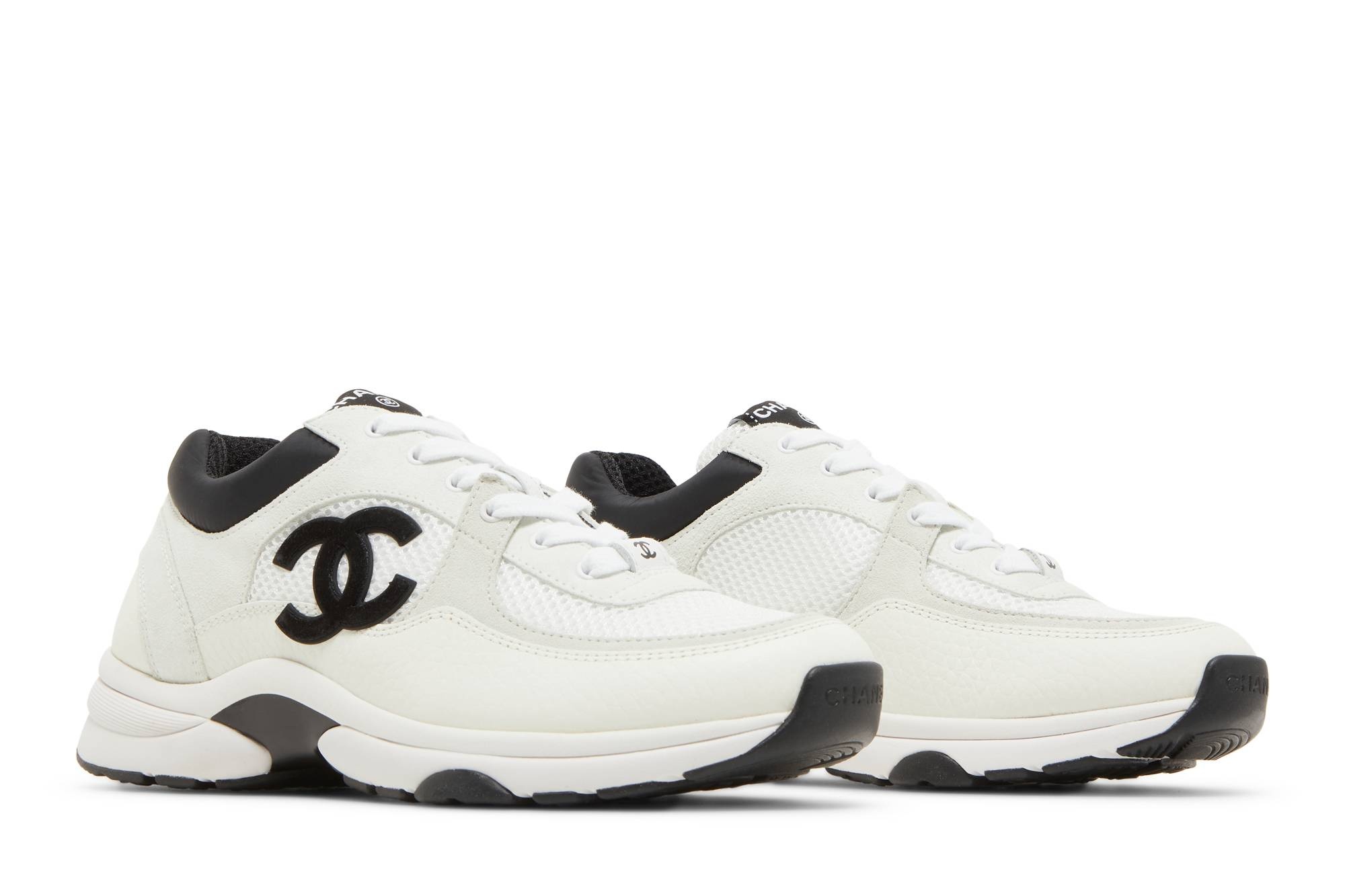 Chanel Wmns CC Logo Sneaker 'White Black' - 8