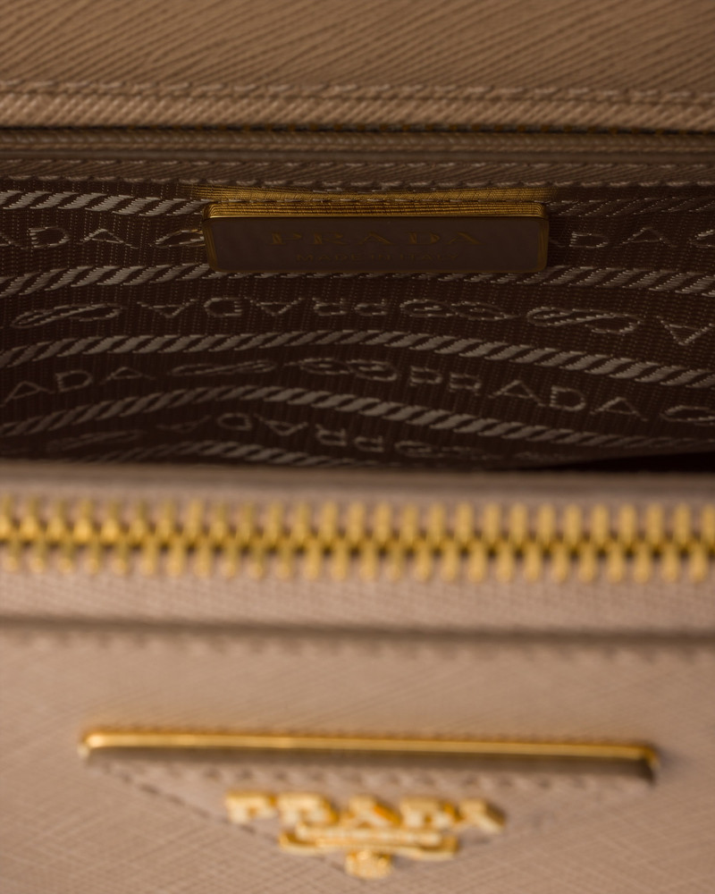 Prada Galleria medium Saffiano leather bag 4