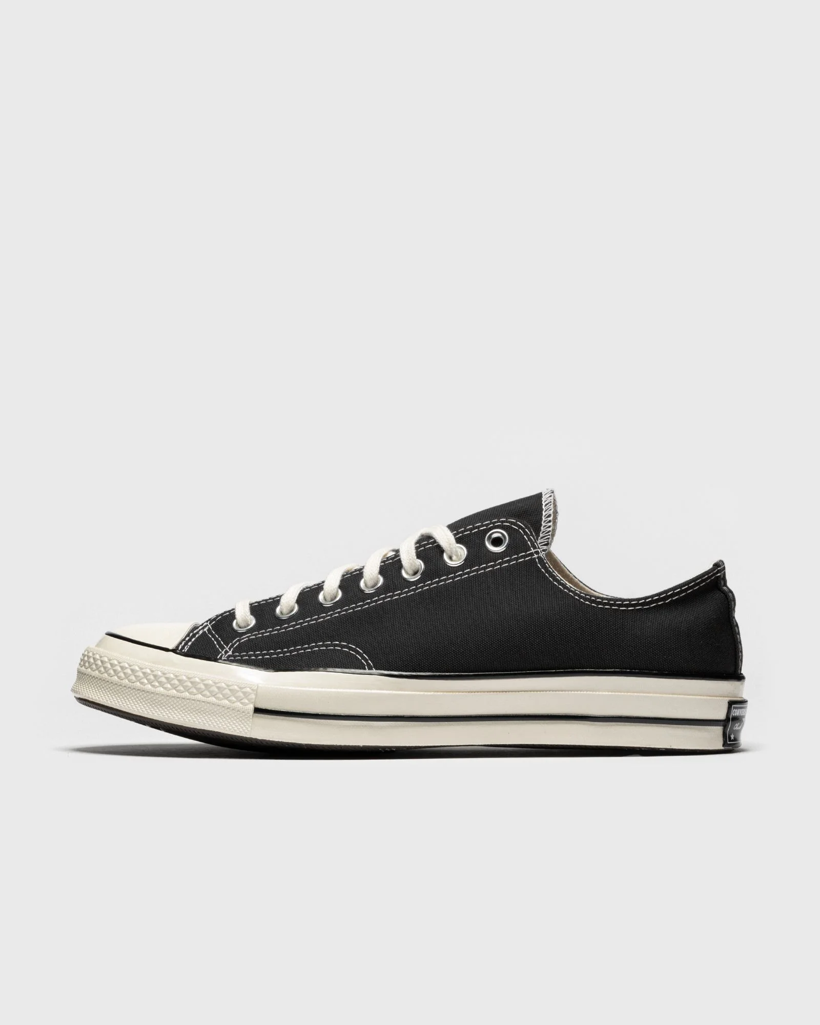Chuck 70 Classic Low Top - 1