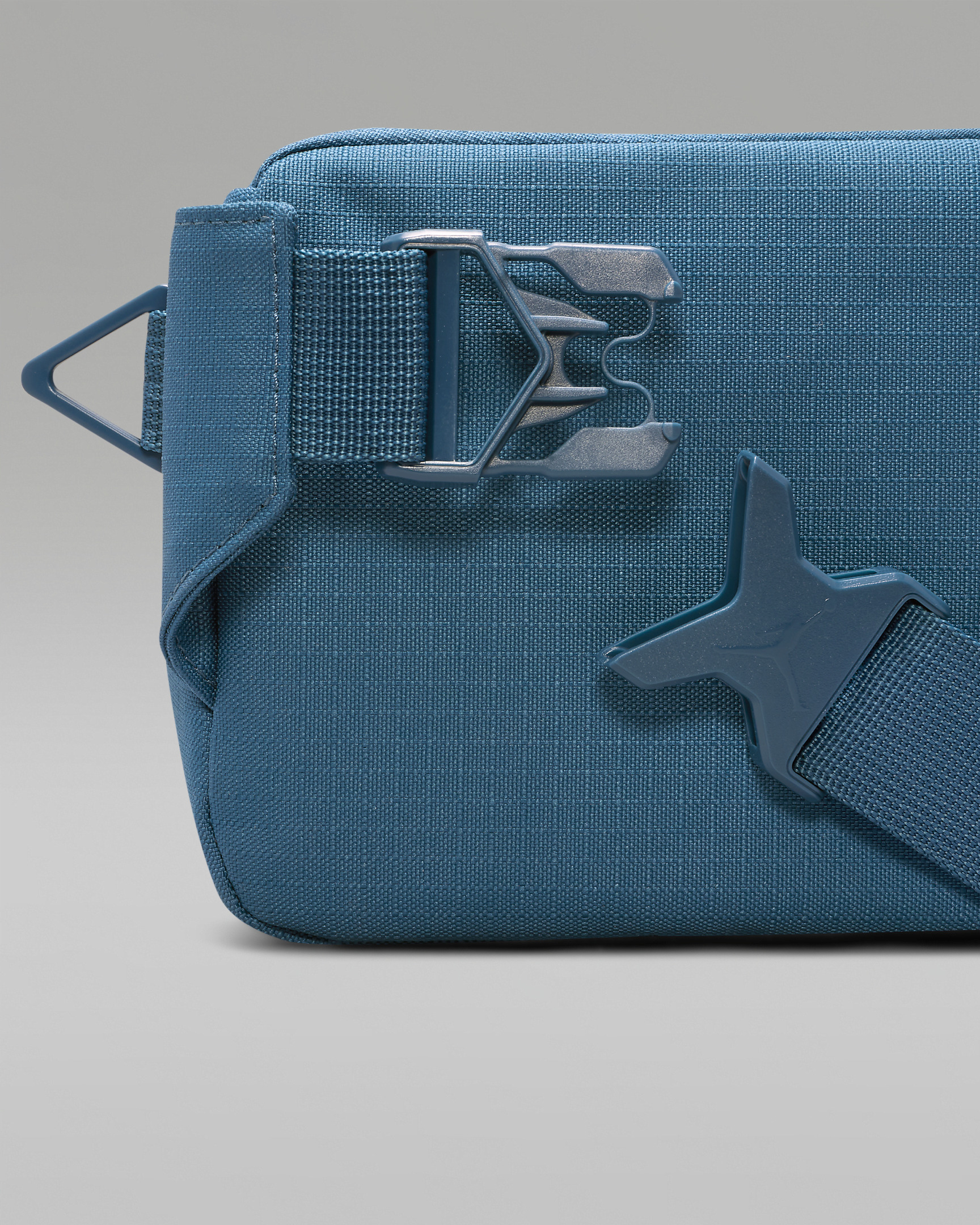 Jordan Franchise Crossbody Bag (2L) - 7