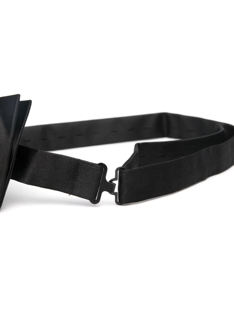 Lanvin silk bow tie outlook