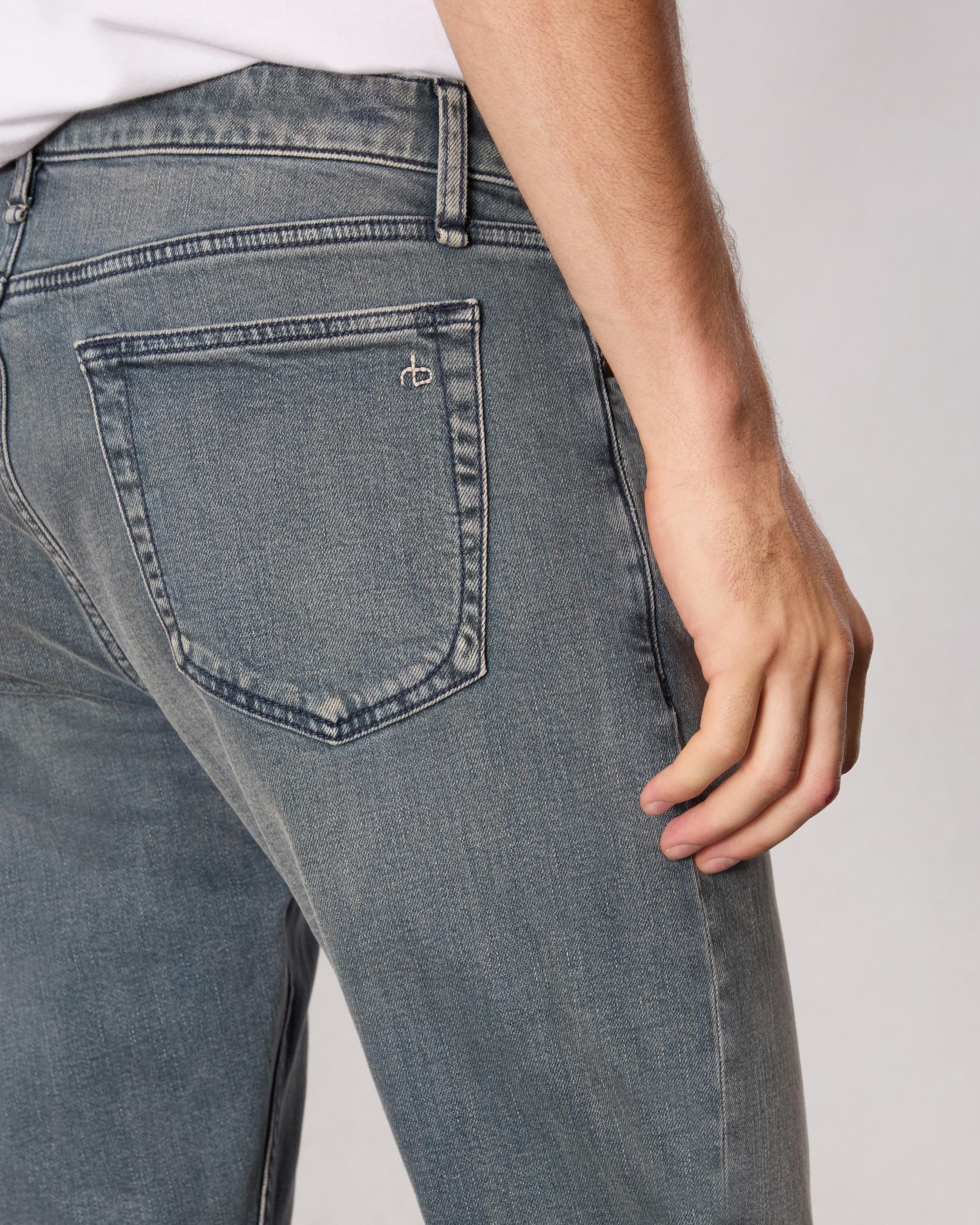Fit 3 Athletic Fit Jean
Authentic Stretch Denim - 6