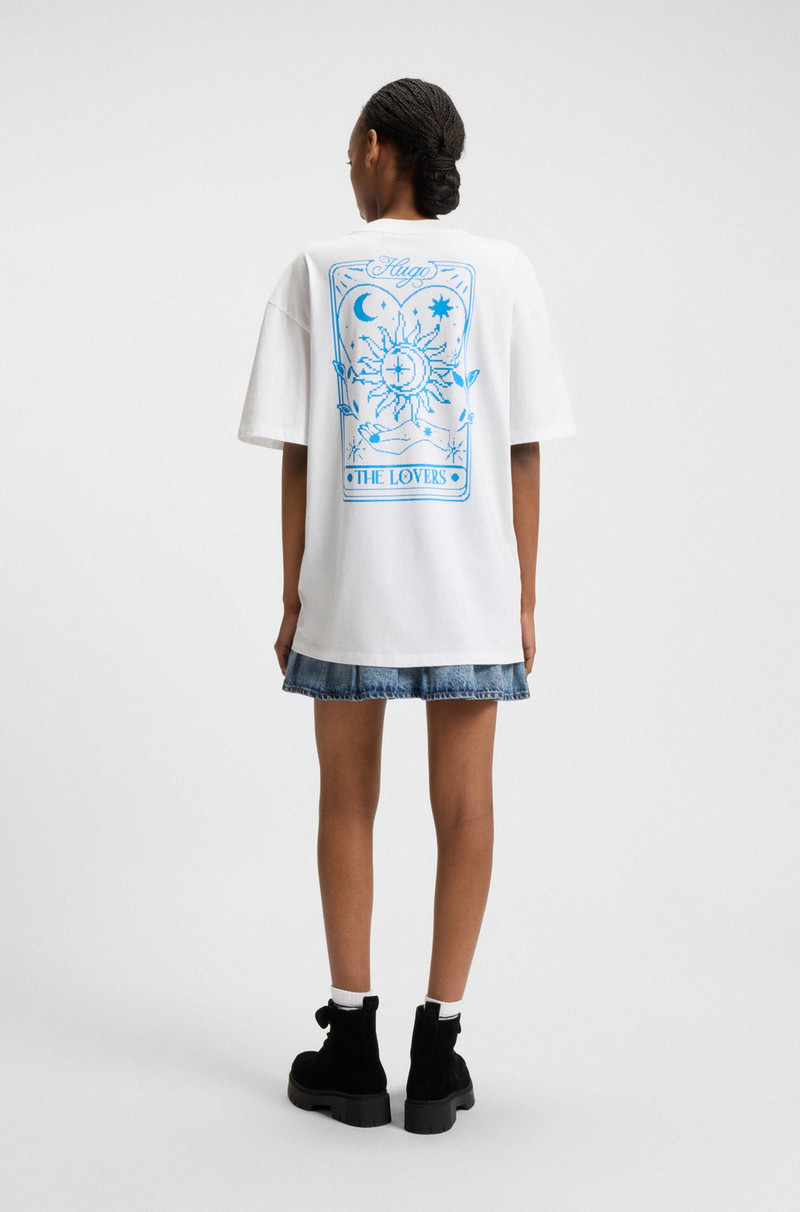 OVERSIZED-FIT T-SHIRT IN COTTON WITH LOGO ARTWORK 4