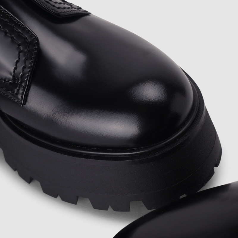 Alexander McQueen Women's Buckle Punk Loafer Black Flats 6