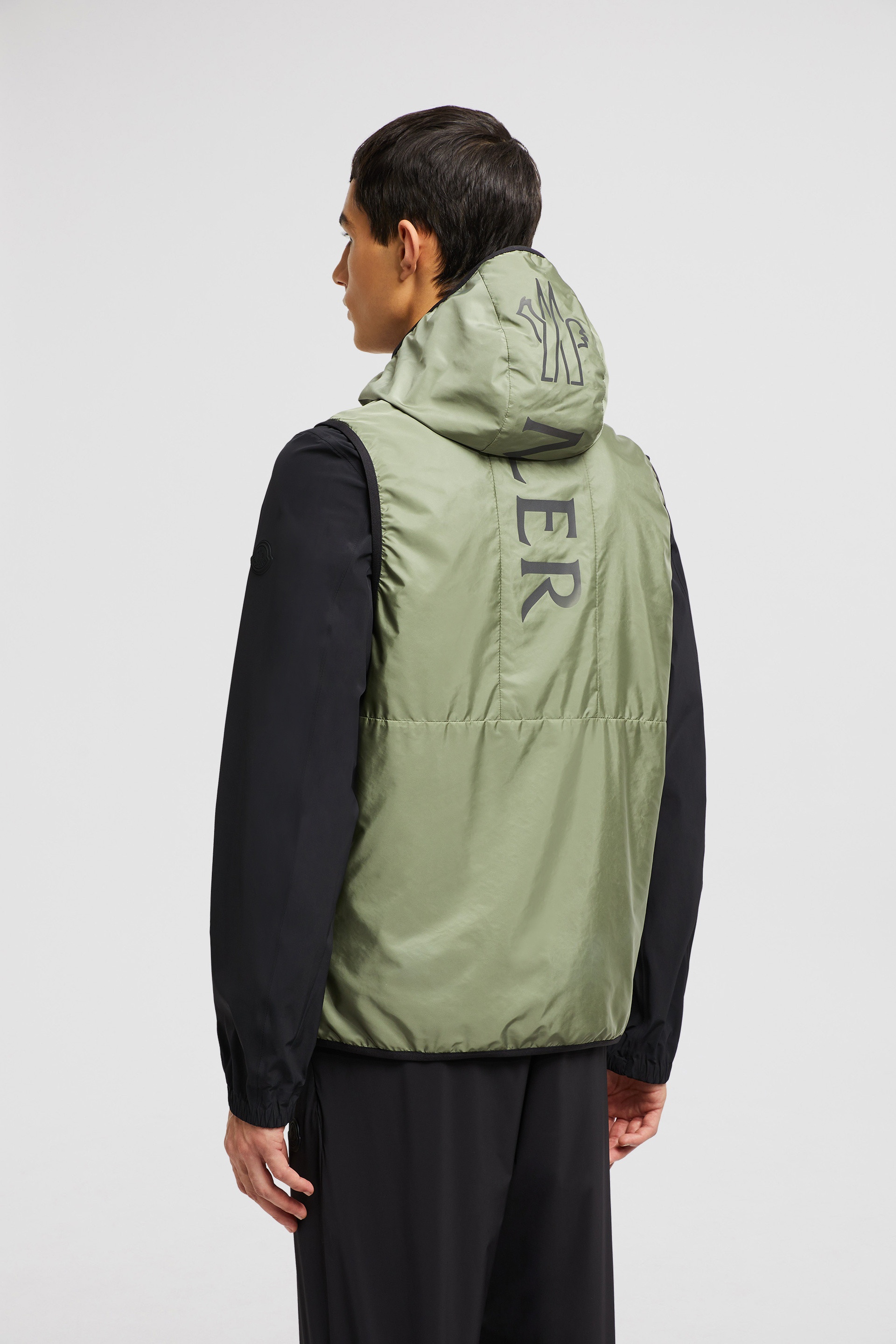 Moretan Hooded Vest - 5