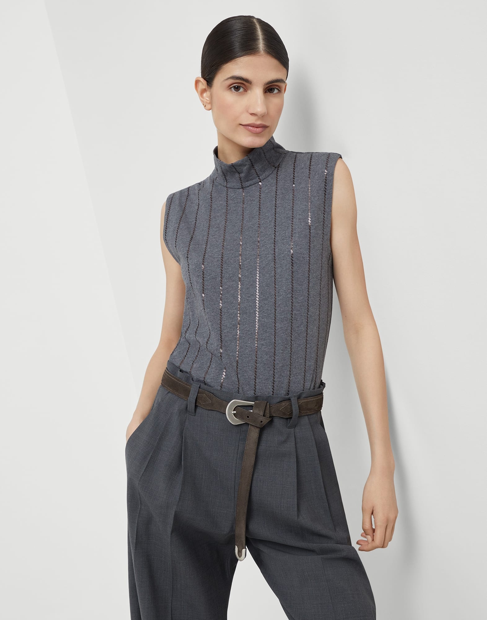 Cotton jersey turtleneck top with dazzling chalk stripe embroidery - 4