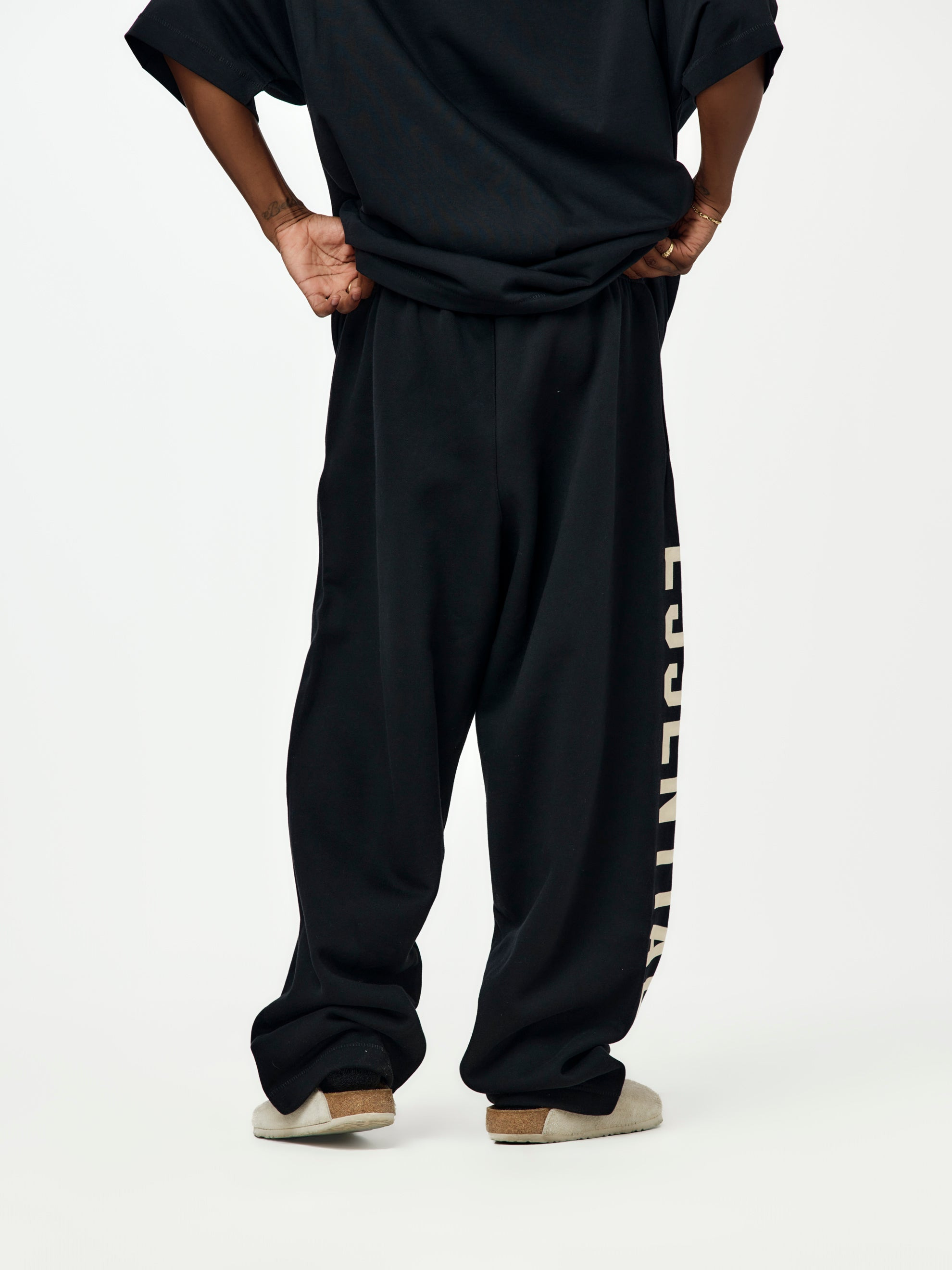 LOUNGE FLEECE SWEATPANT (JET BLACK) - 3