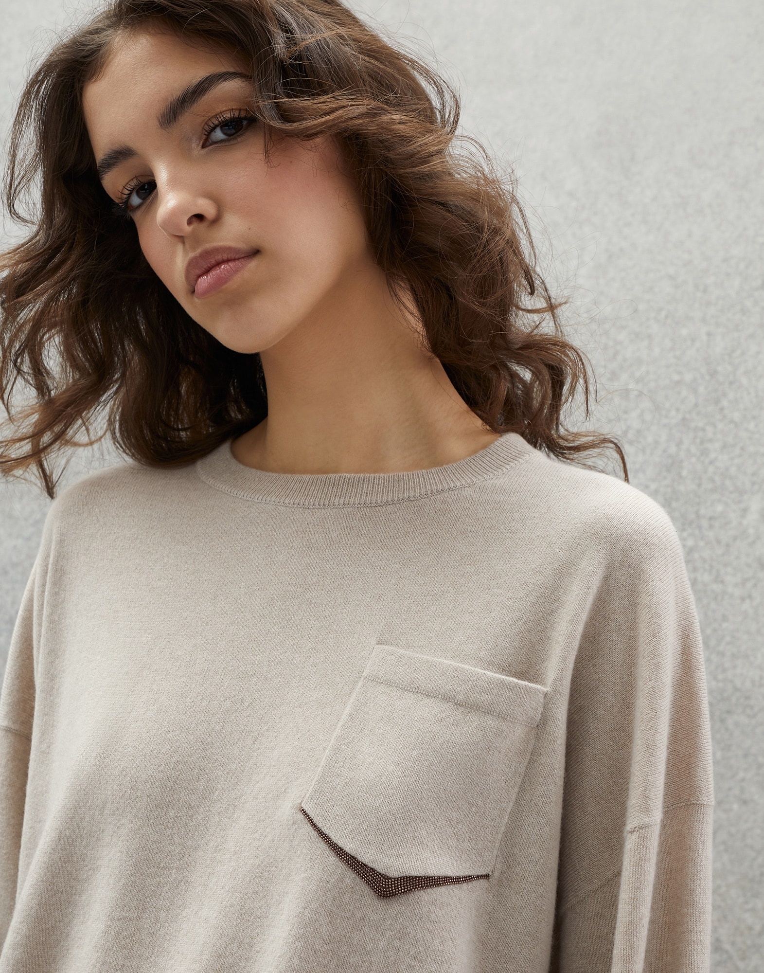 Cashmere sweater with shiny shadow pocket - 3