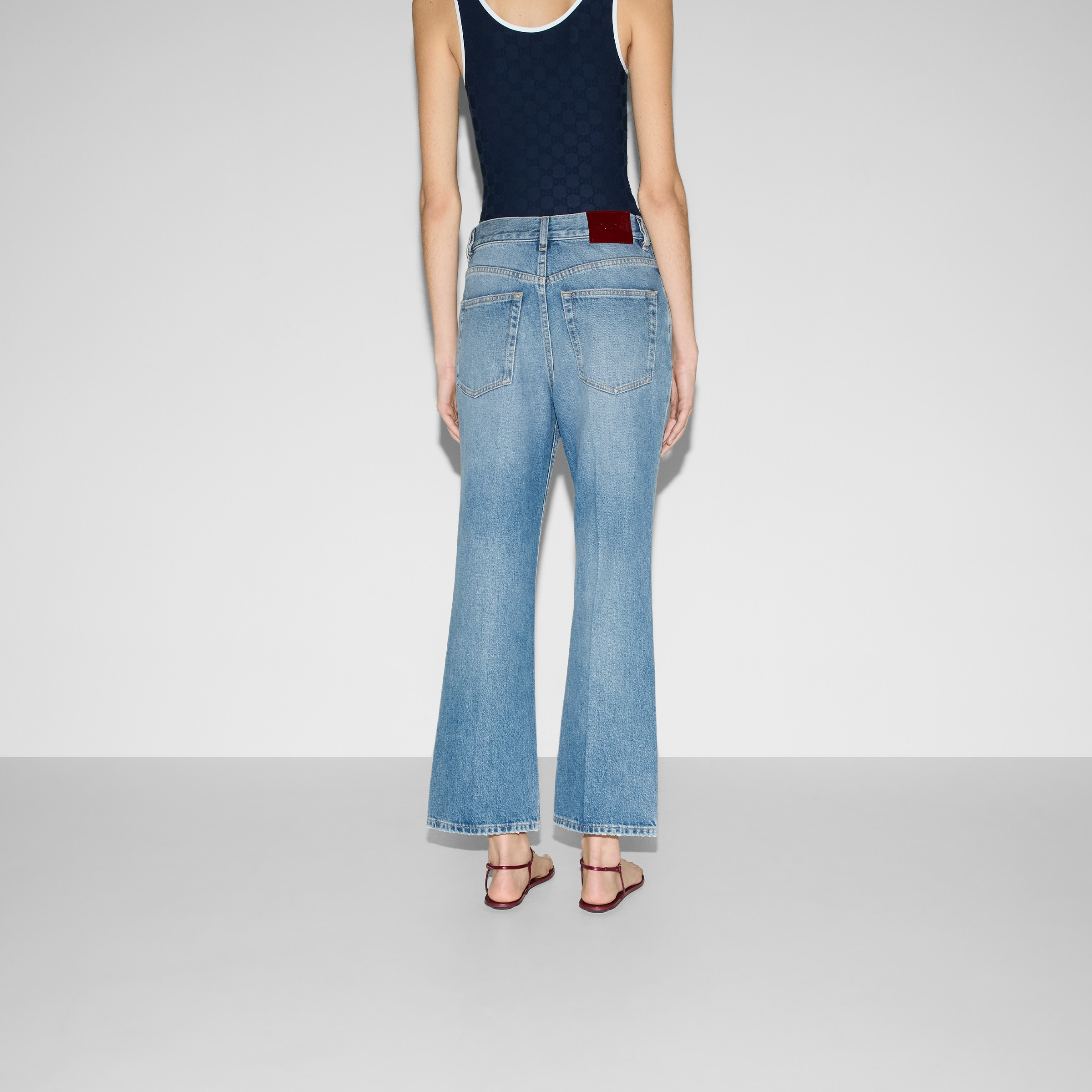 Cropped flared denim pants - 4