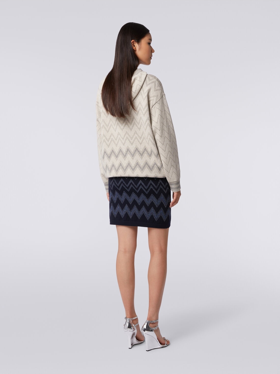 Wool and viscose miniskirt with zigzag pattern and lurex - 4