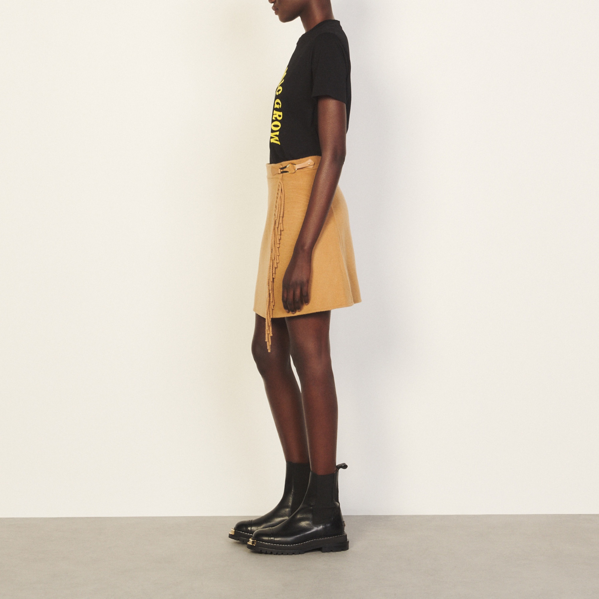 Short wool wrapover skirt - 3