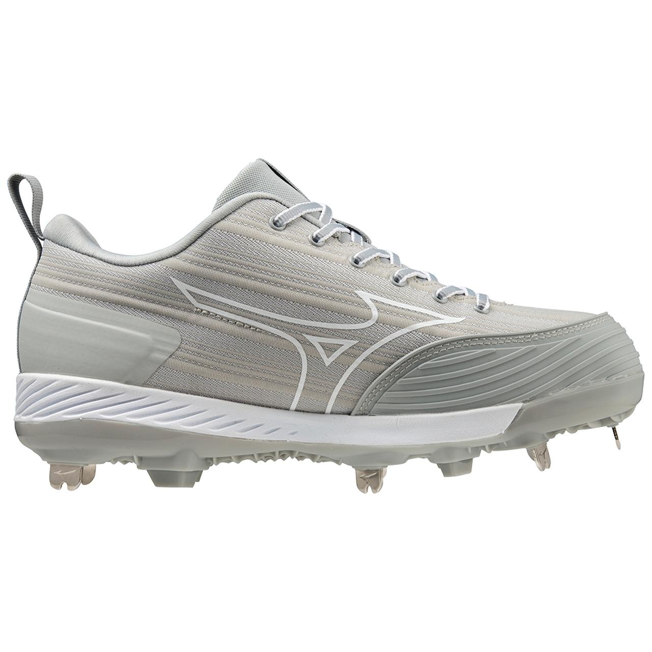 Mizuno Sweep 6 Low Women's Metal Fastpitch Softball Cleat - 3