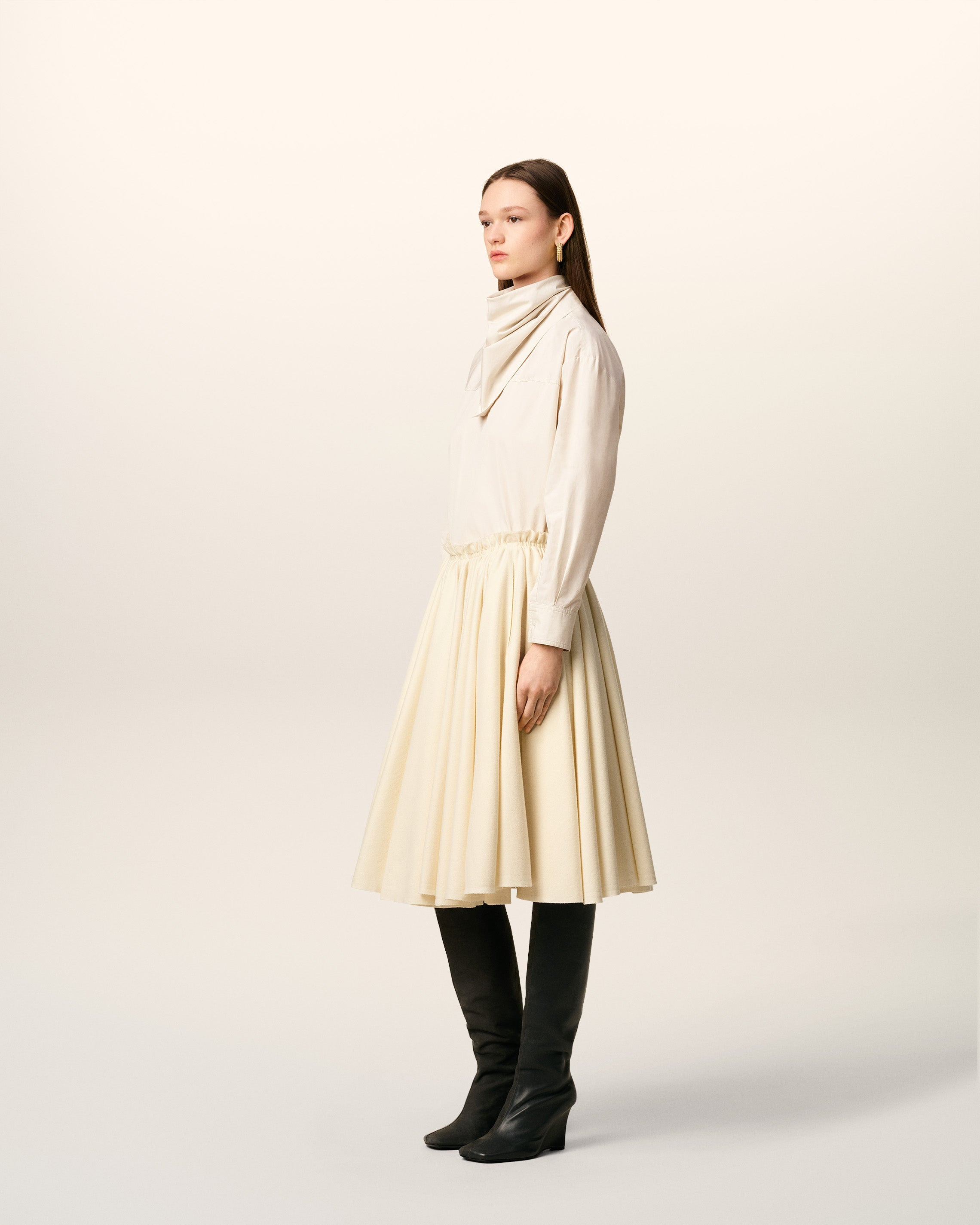 WHITE WOOL MIDI COROLLA SKIRT - 6
