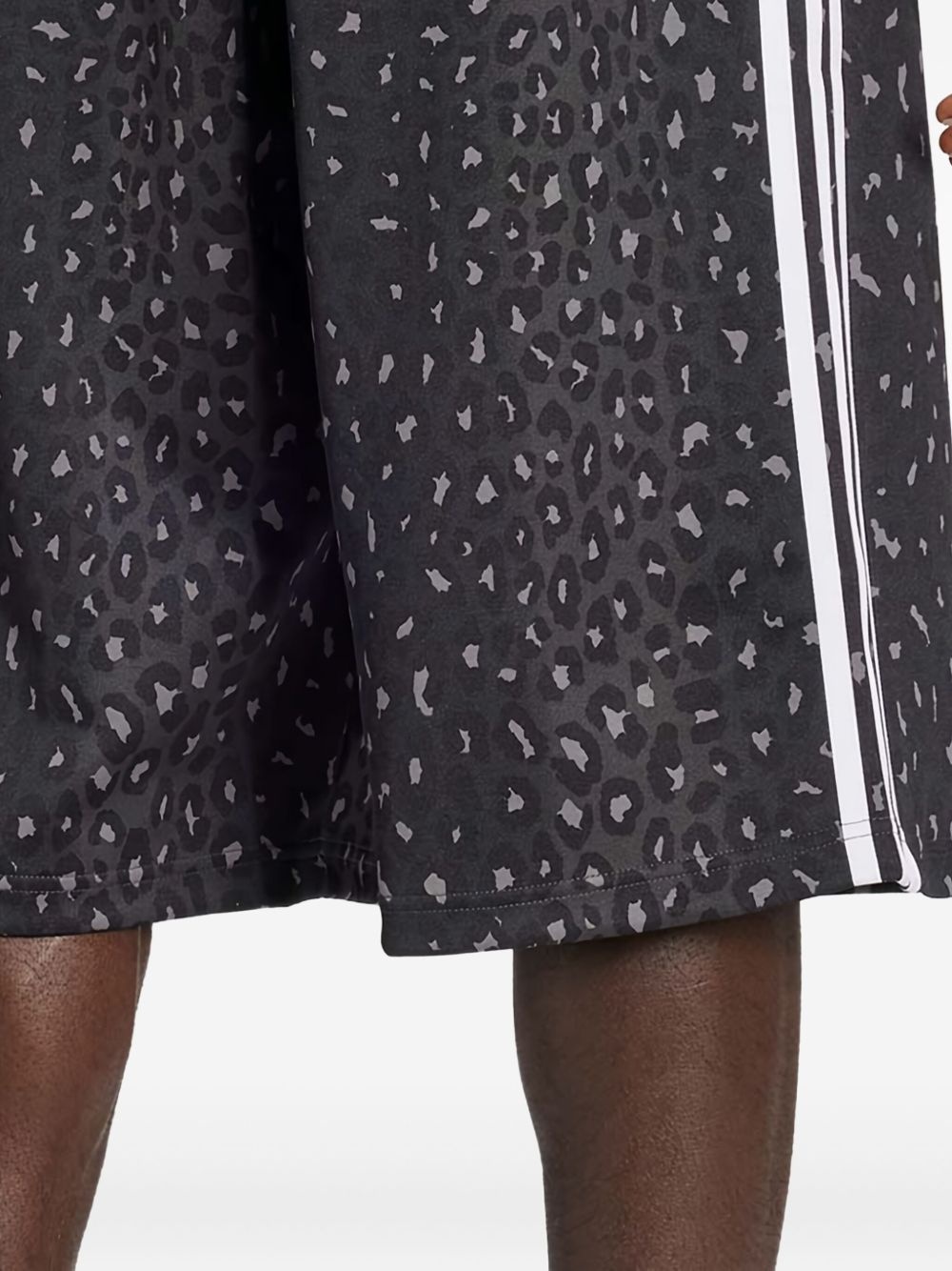 leopard-print striped track shorts - 3