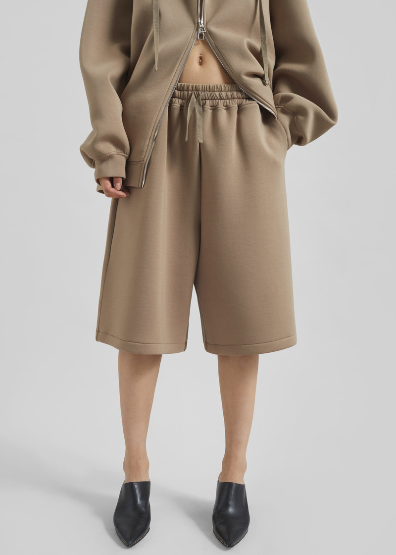 Rian Sweatshorts - Camel 3