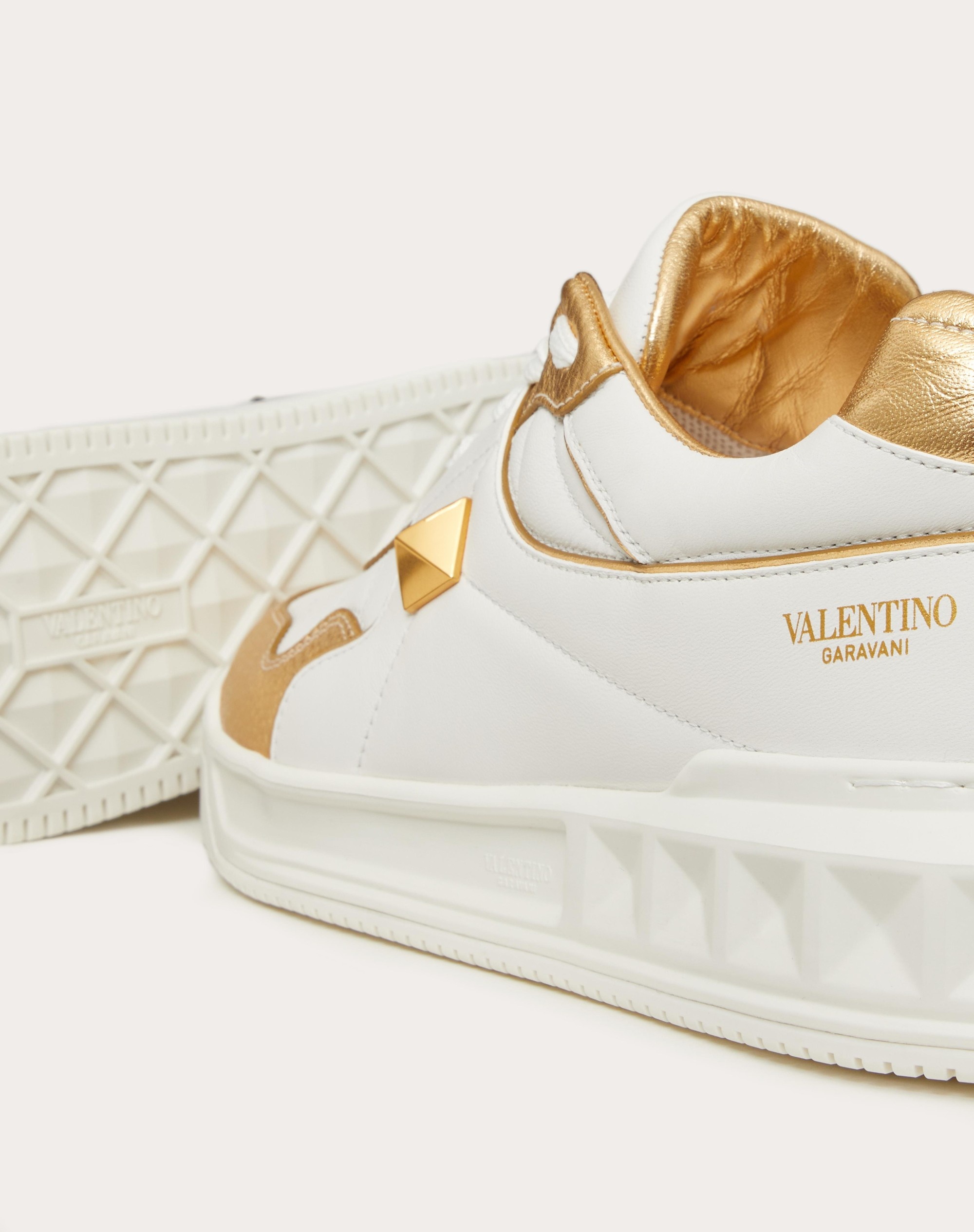 ONE STUD LOW-TOP SNEAKER IN NAPPA WITH METALLIC DETAILS - 5