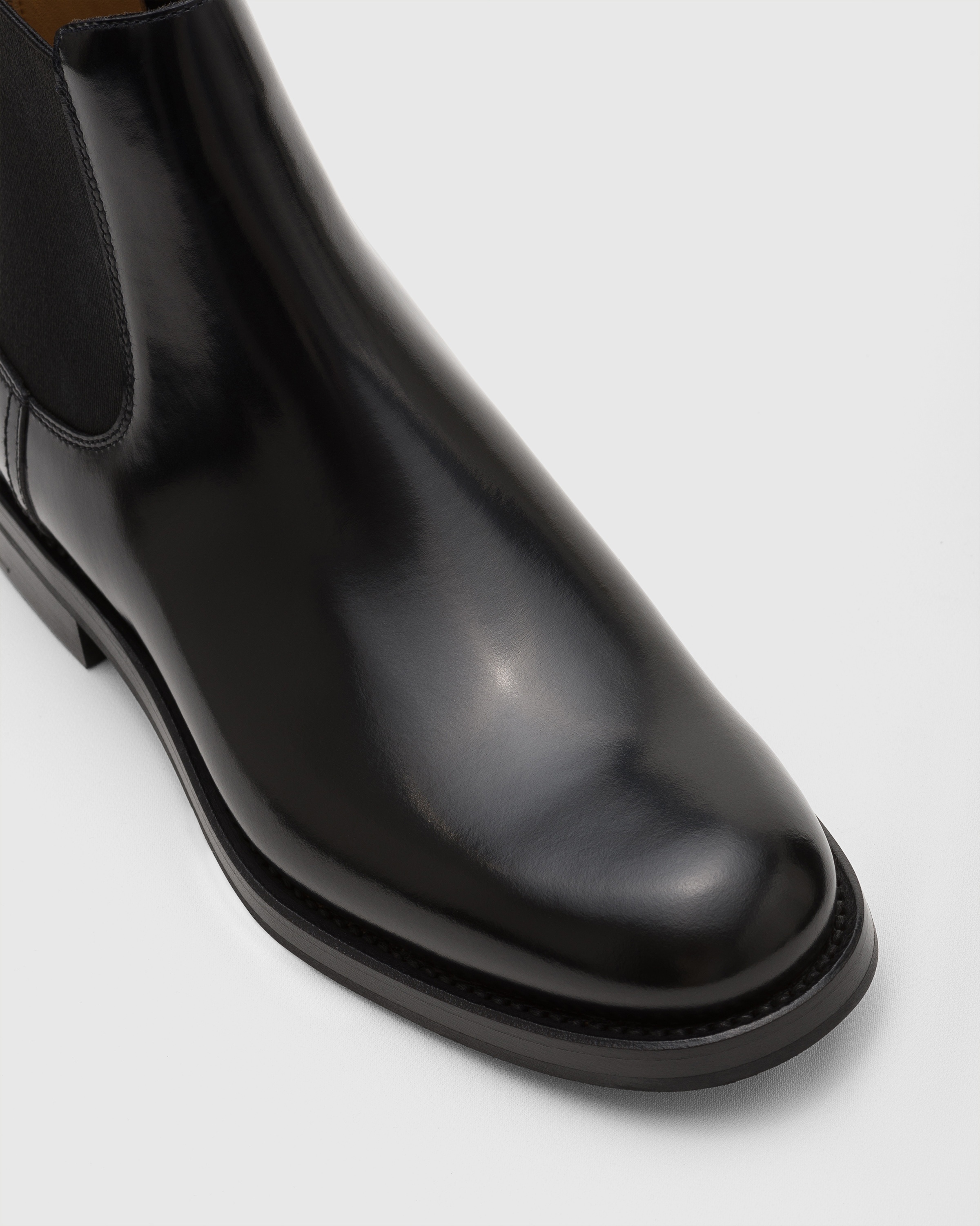 Polished Binder Chelsea Boot - 3