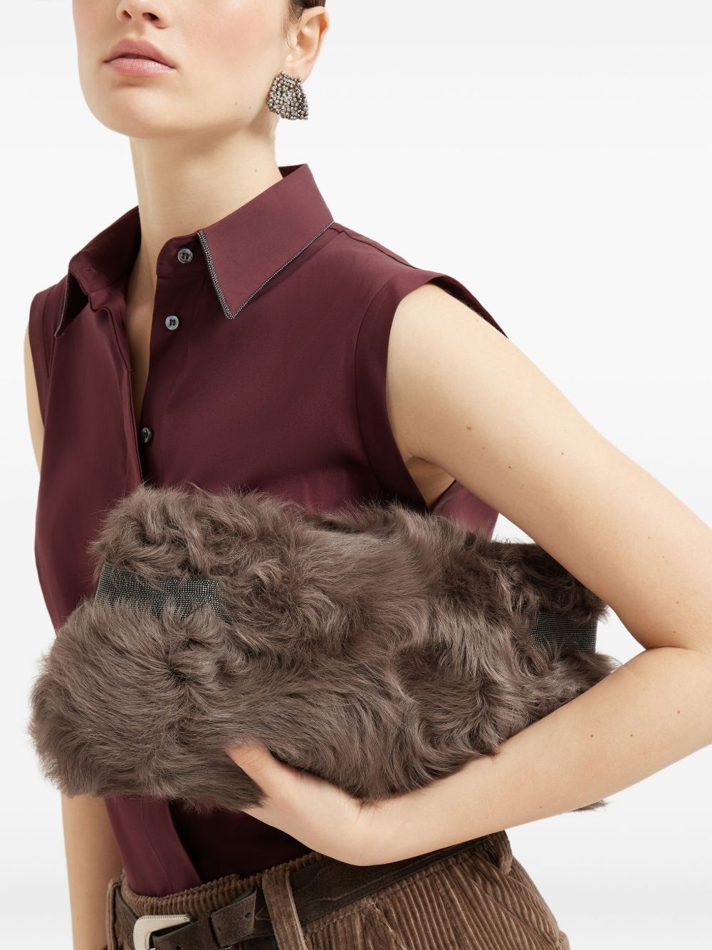 Wavy shearling clutch bag - 2