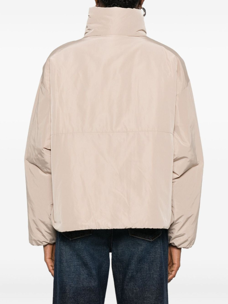 zip-fastening jacket 4