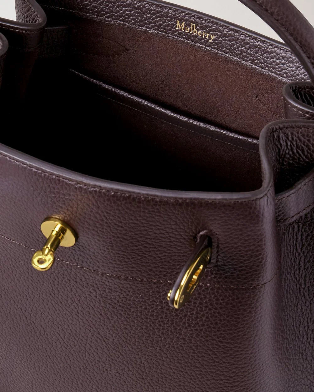 Islington Bucket Ebony Small Classic Grain - 5