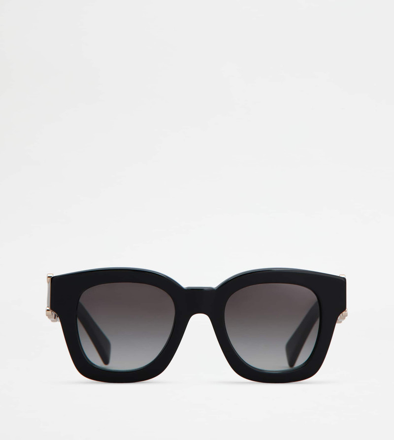 SQUARED SUNGLASSES - BLACK 1