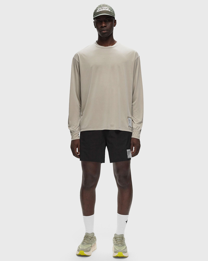 SATISFY AuraLite Long Tee outlook