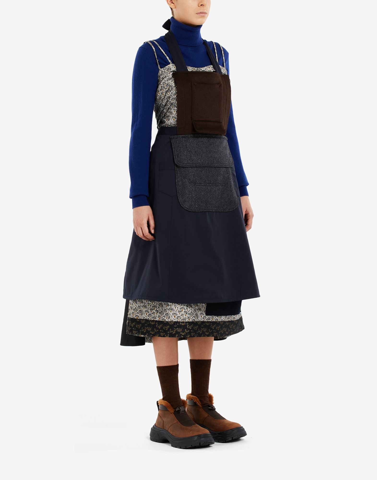 'Memory of' apron 3