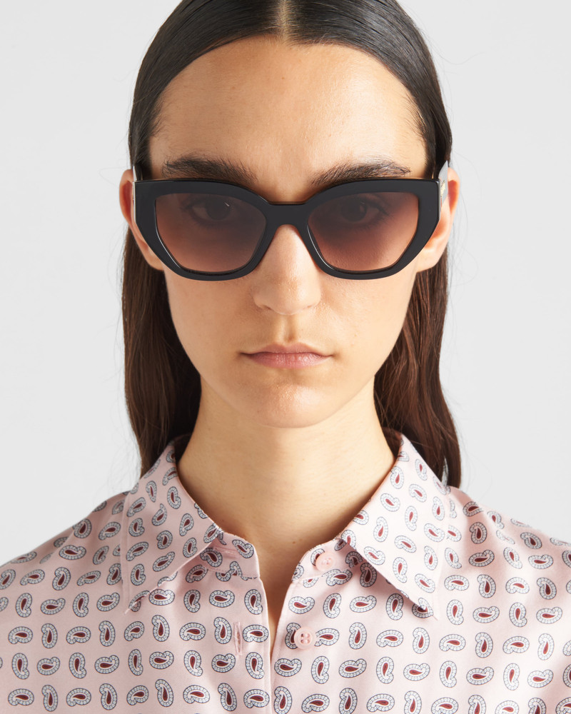 Prada Sunglasses with Prada logo outlook