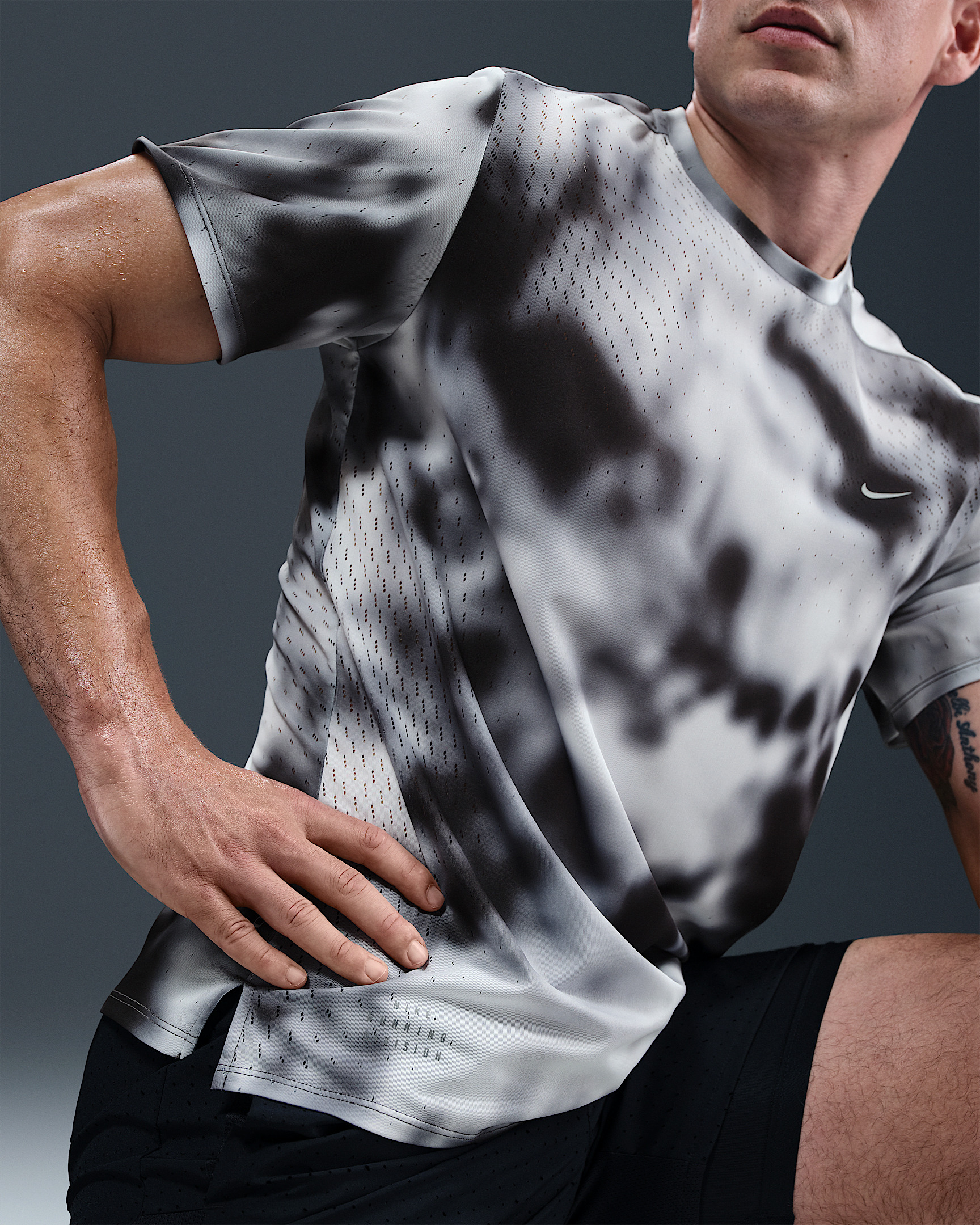 Nike Running Division Breathe Men's Dri-FIT ADV Short-Sleeve Running Top - 3