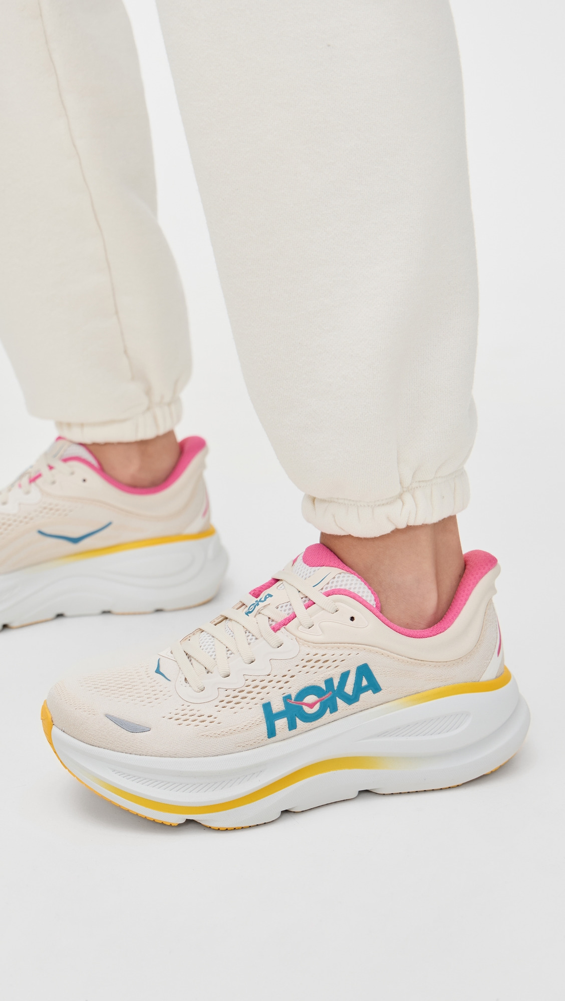 Bondi 9 Sneakers - 2