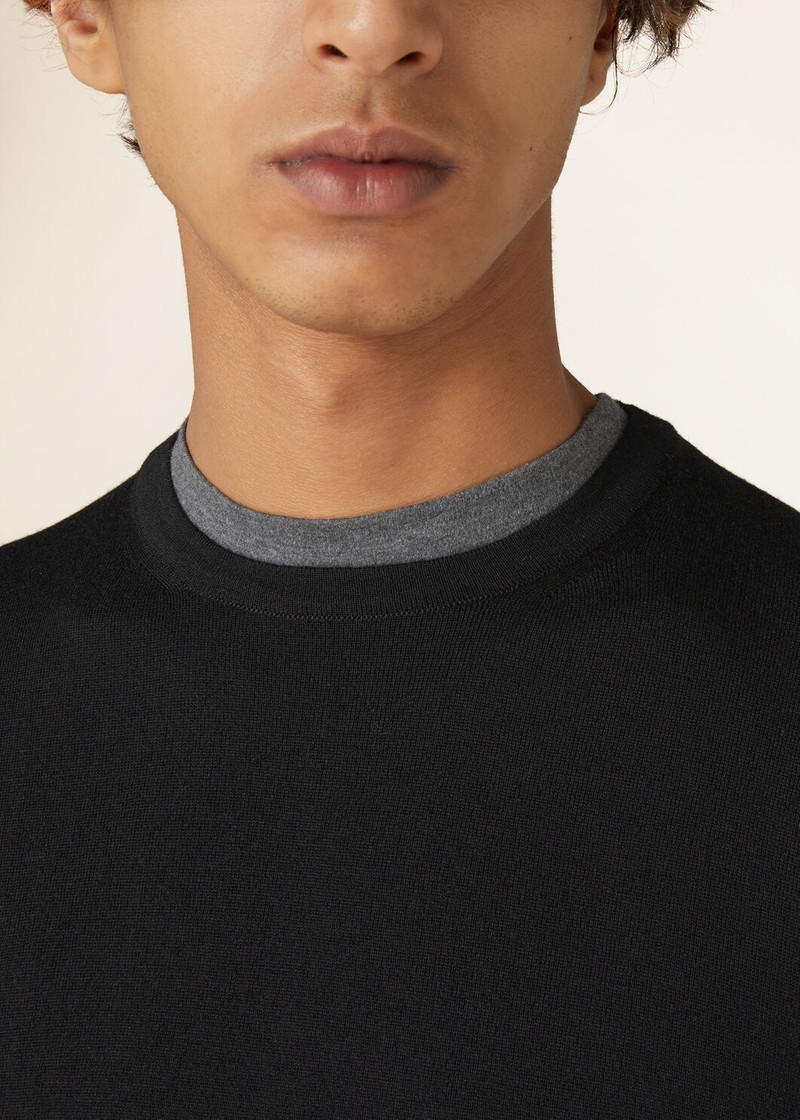 Cash Light Crew Neck 3