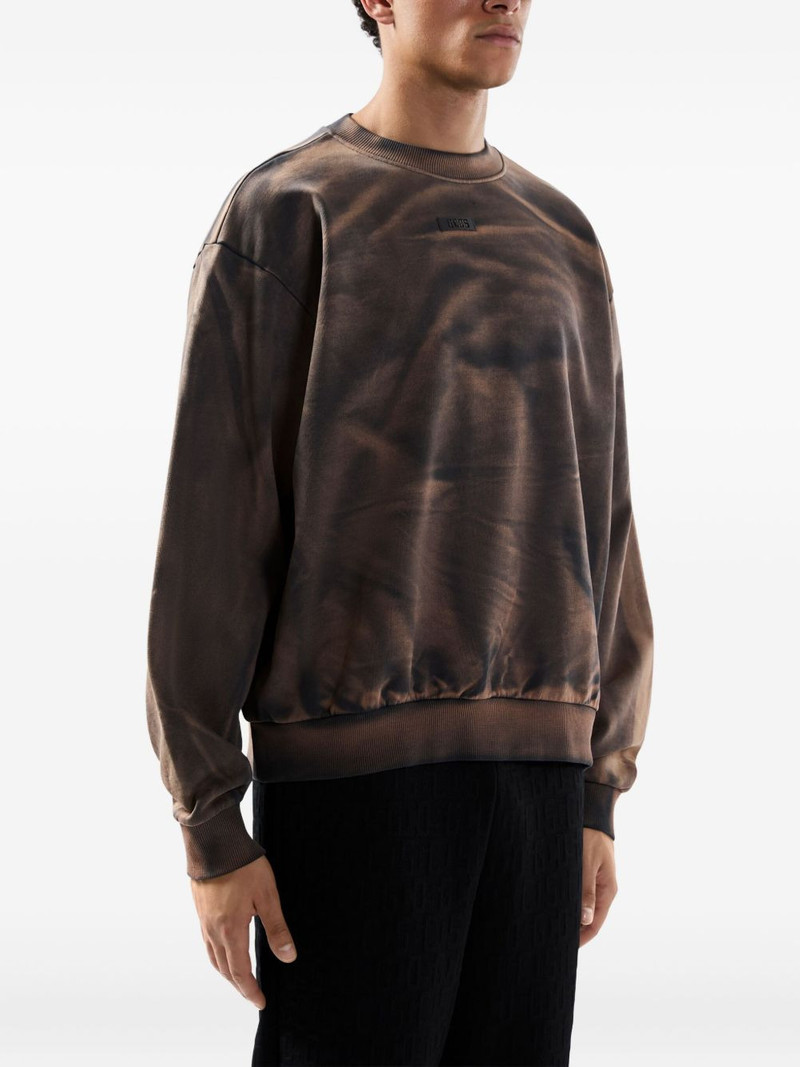 tie-dye sweatshirt 4
