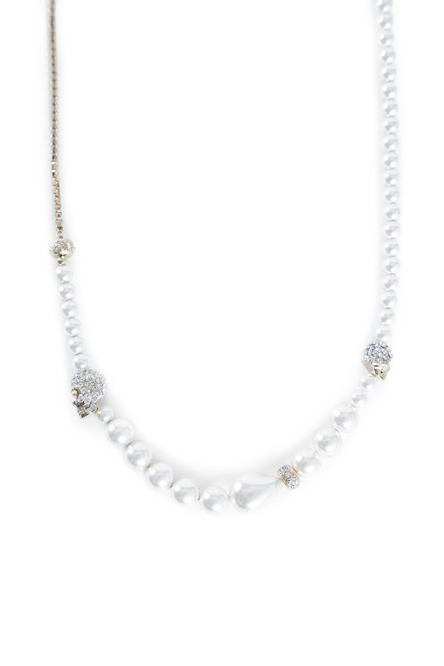 Skull-And-Pearl-Necklace - 2