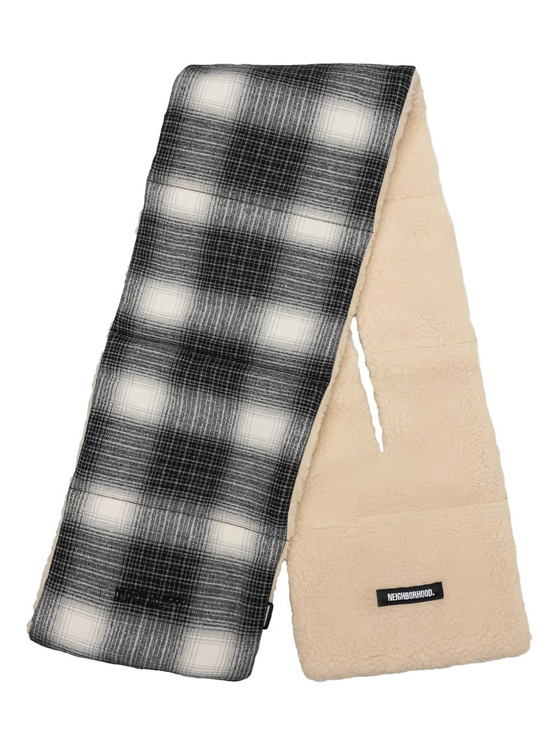 x Pendleton check muffler 1