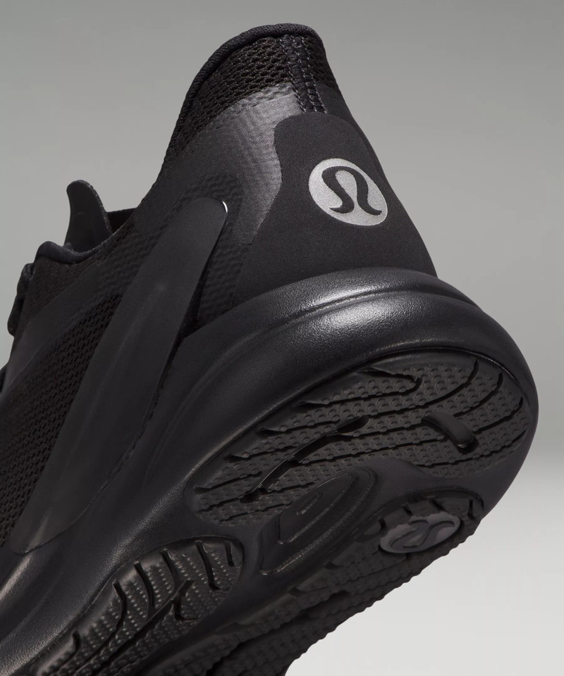 blissfeel 2 Women's Running Shoe 9