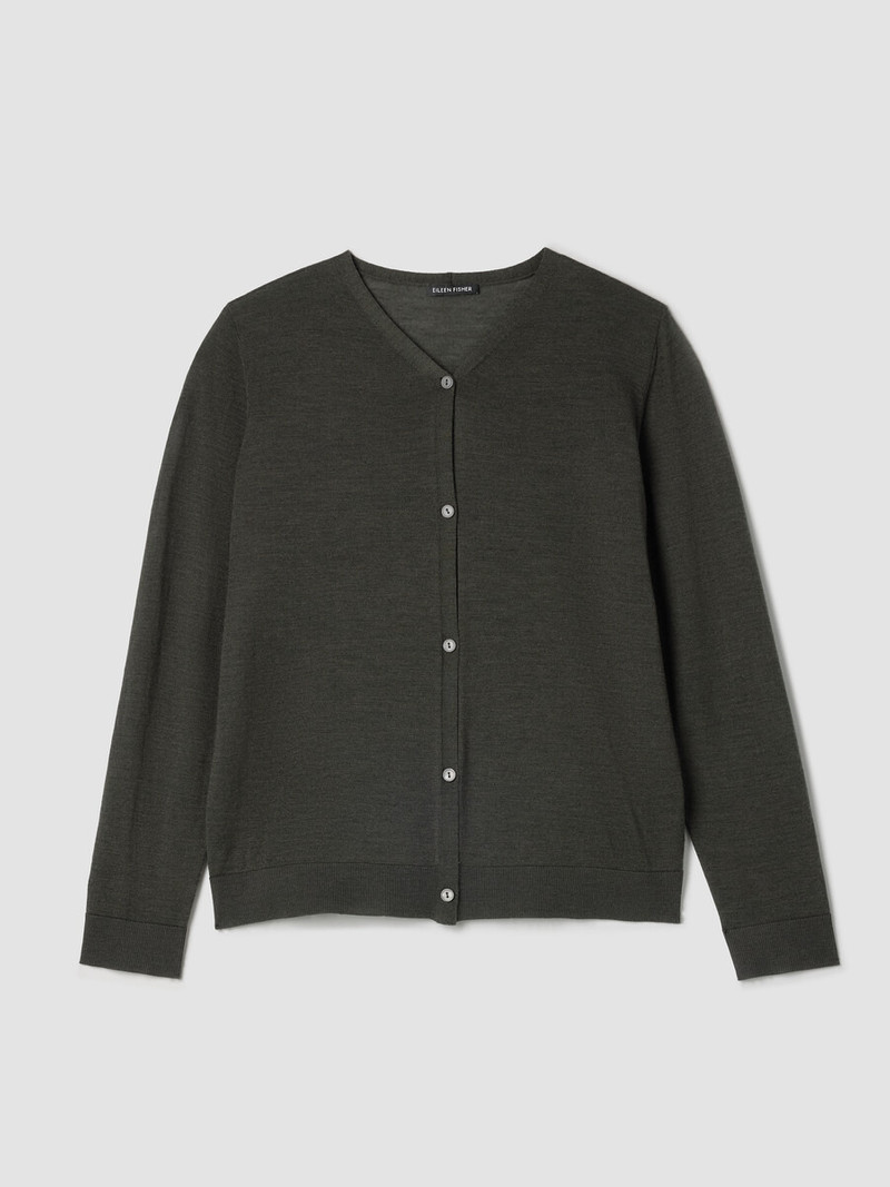 Superfine Merino Cardigan in Regenerative Wool 1