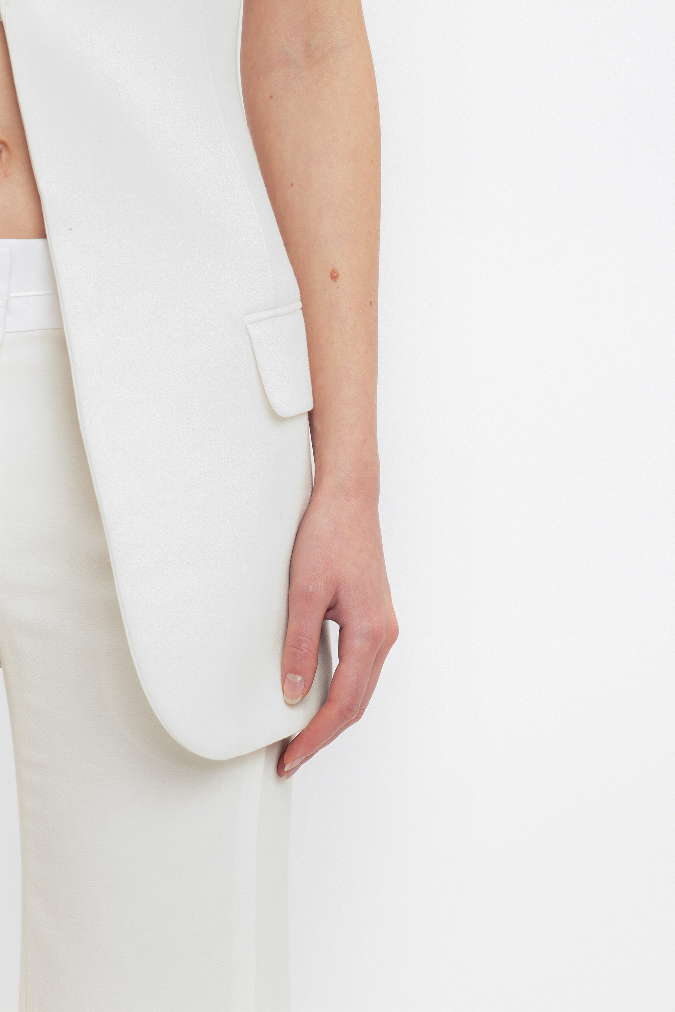 国内発送★VICTORIA BECKHAM★Sleeveless ジャケット Victoria Beckham SLEEVELESS CLASSIC VEST | miinto | REVERSIBLE