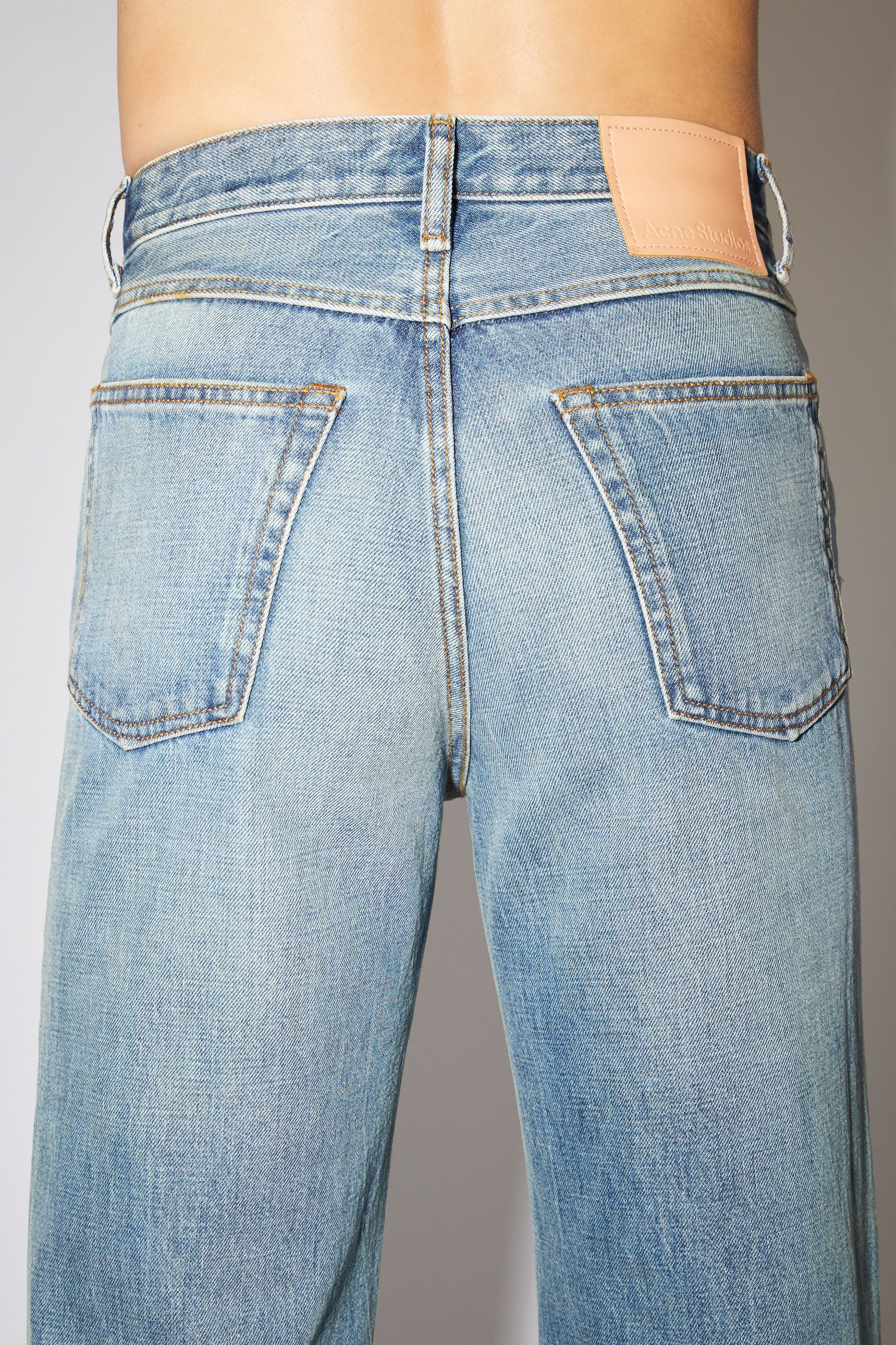 Bootcut fit jeans - Mid Blue - 7